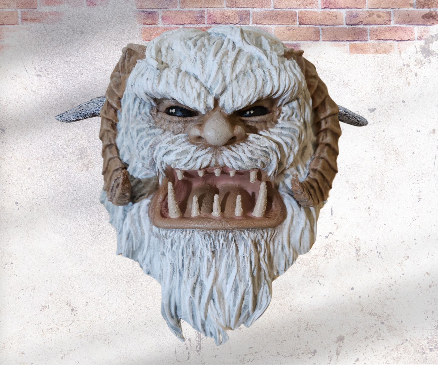 Wampa Head Wall Mount - Unique Sci-Fi Home Decor for Star Wars Fan - Cool Gift for Geeks, Nerds and Sci  -Fi Fans